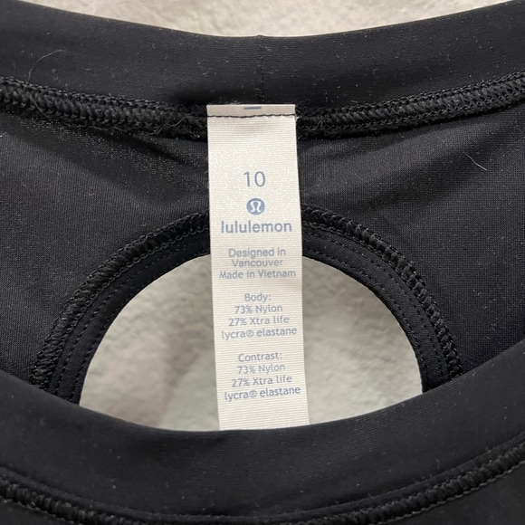 NWT Lululemon Fast as Light Tank SE Frilled. Black. Size 10 - Picture 6 of 7